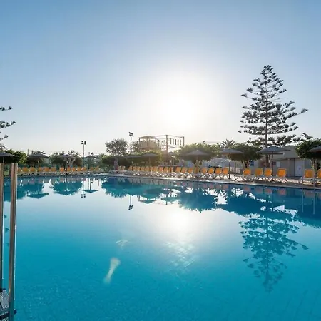 Hotel Akti Coast Club