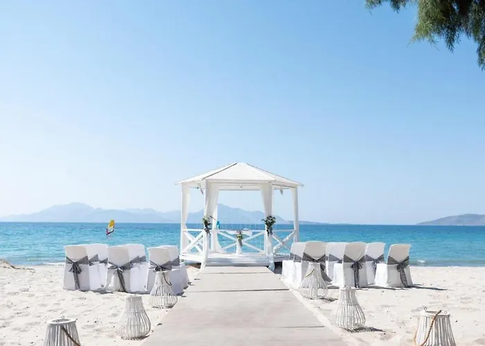 Akti Coast Club