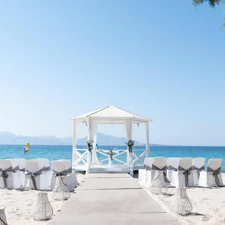 Akti Coast Club
