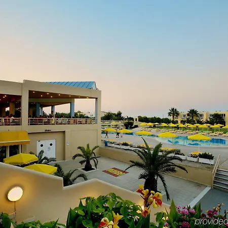 Akti Coast Club