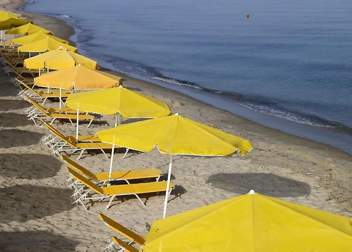 Akti Coast Club ホテル 4*