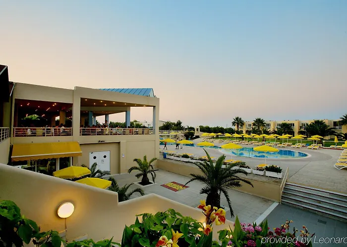 Akti Coast Club